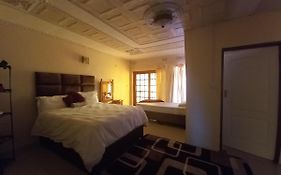 Den View Guesthouse